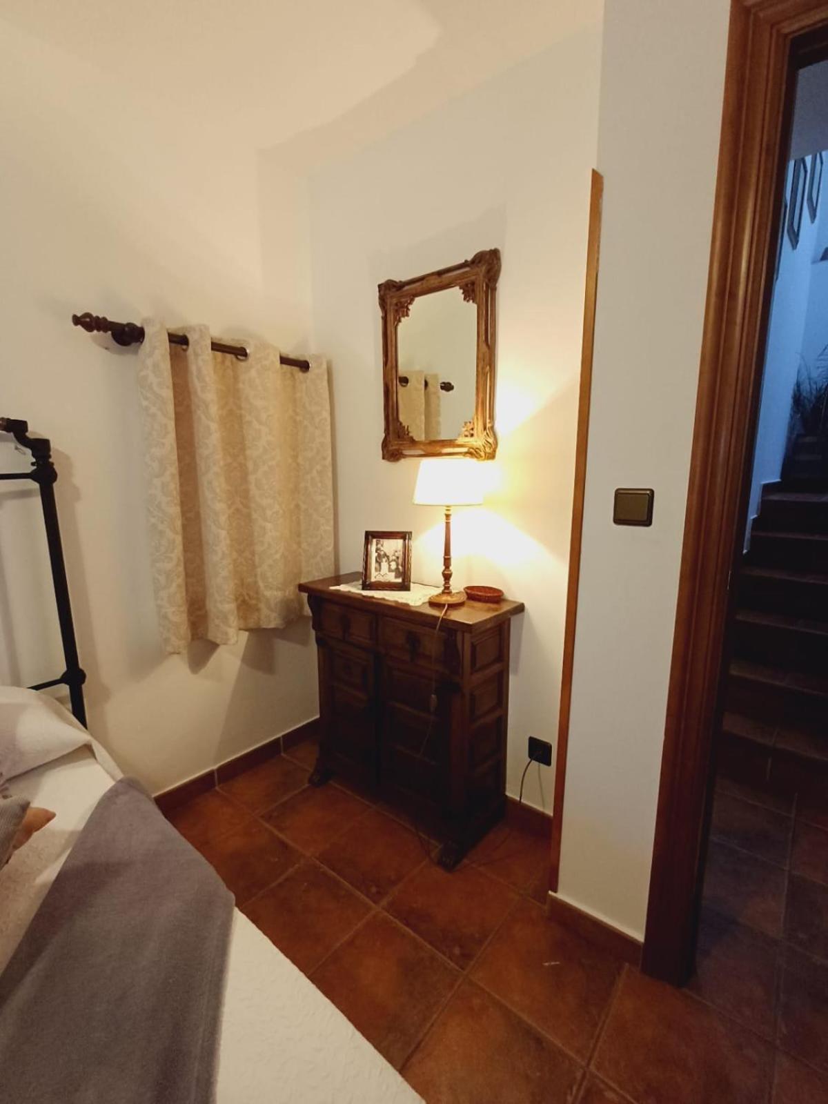 El Portal Del Abuelo Apartment อาเรนัส เด กาบราเลส ภายนอก รูปภาพ