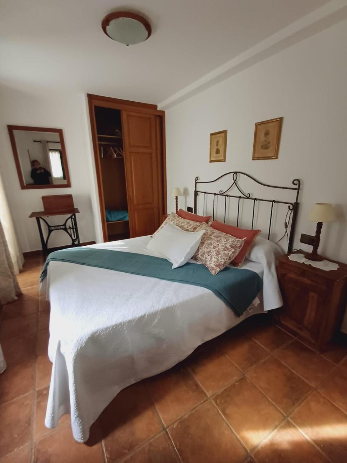 El Portal Del Abuelo Apartment อาเรนัส เด กาบราเลส ภายนอก รูปภาพ