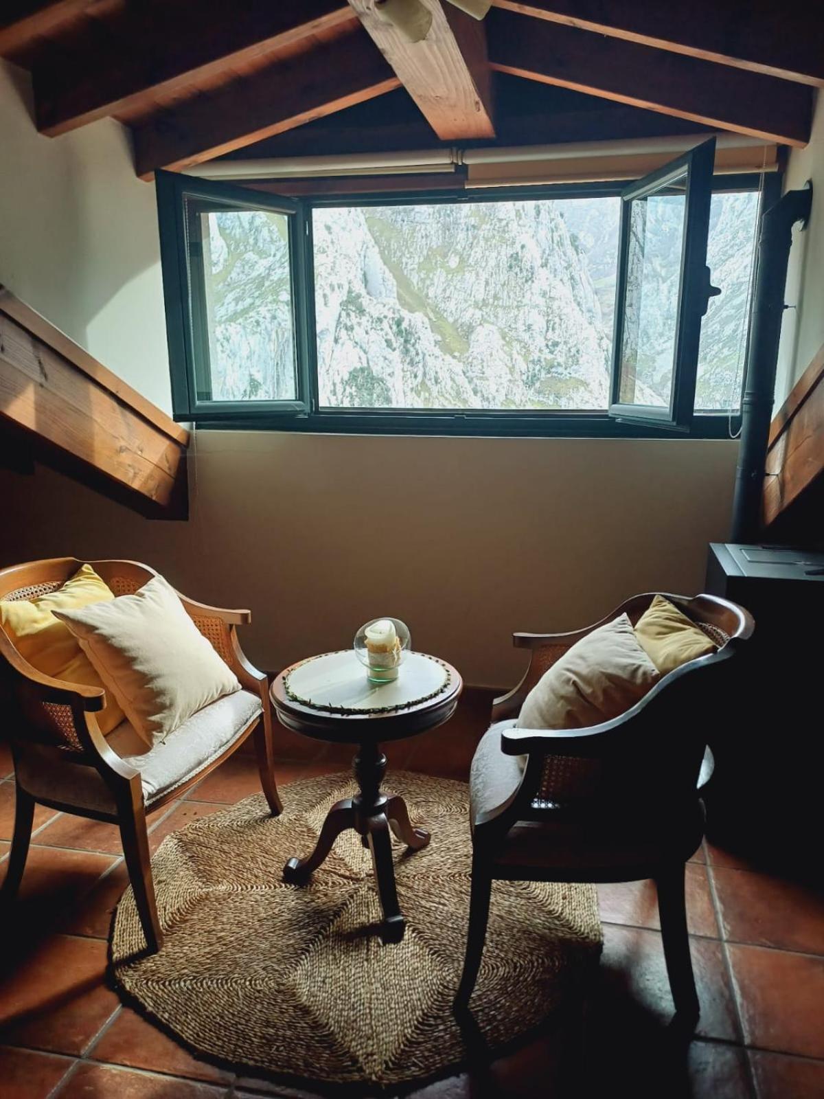 El Portal Del Abuelo Apartment อาเรนัส เด กาบราเลส ภายนอก รูปภาพ