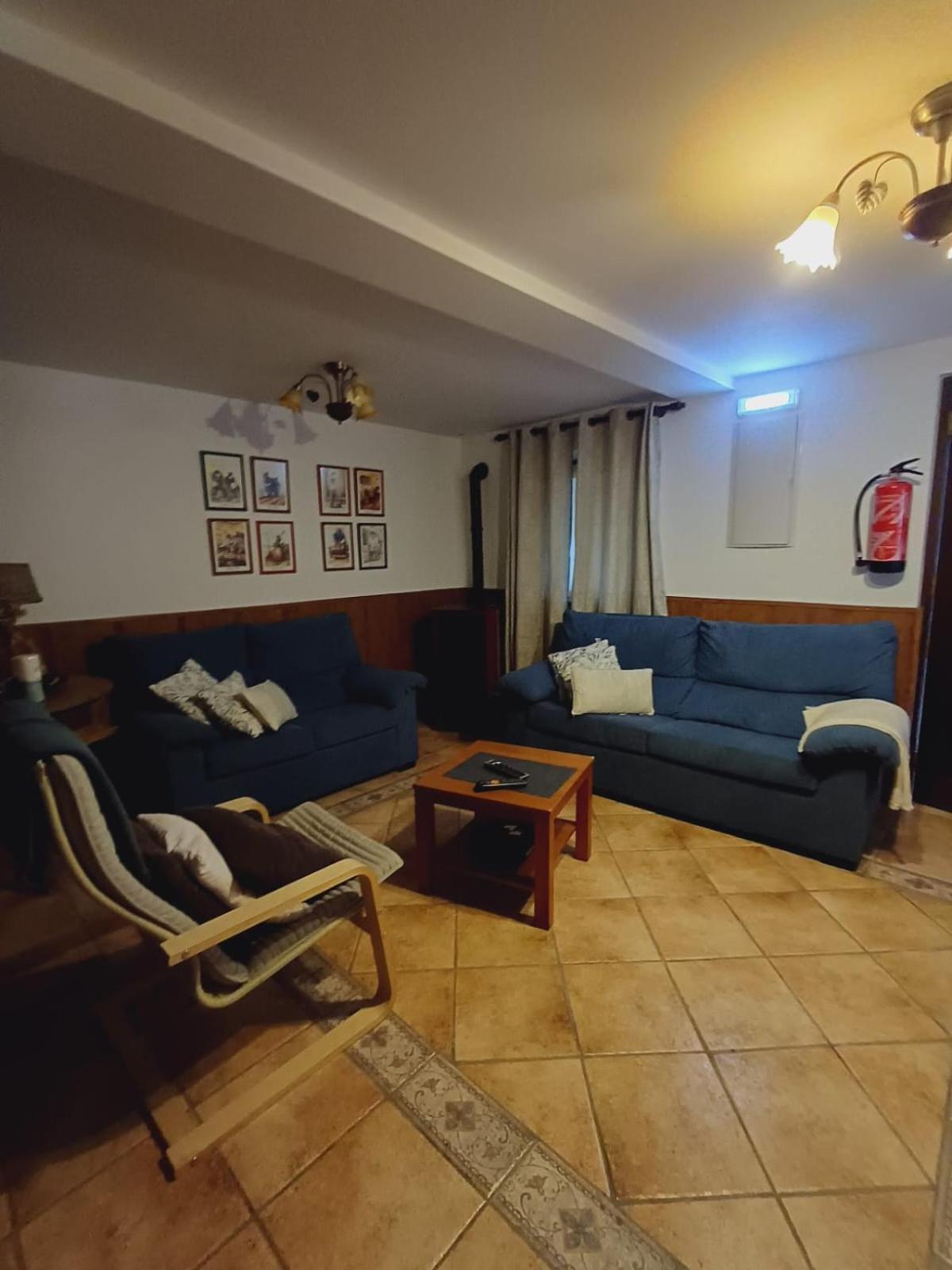 El Portal Del Abuelo Apartment อาเรนัส เด กาบราเลส ภายนอก รูปภาพ